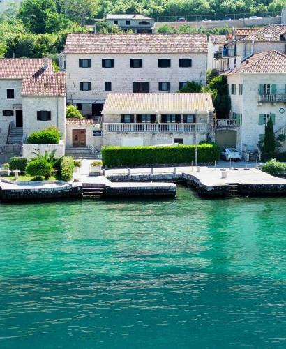 Apartments Radonicic — 4-Star Luxury Hotel in Kotor, Montenegro