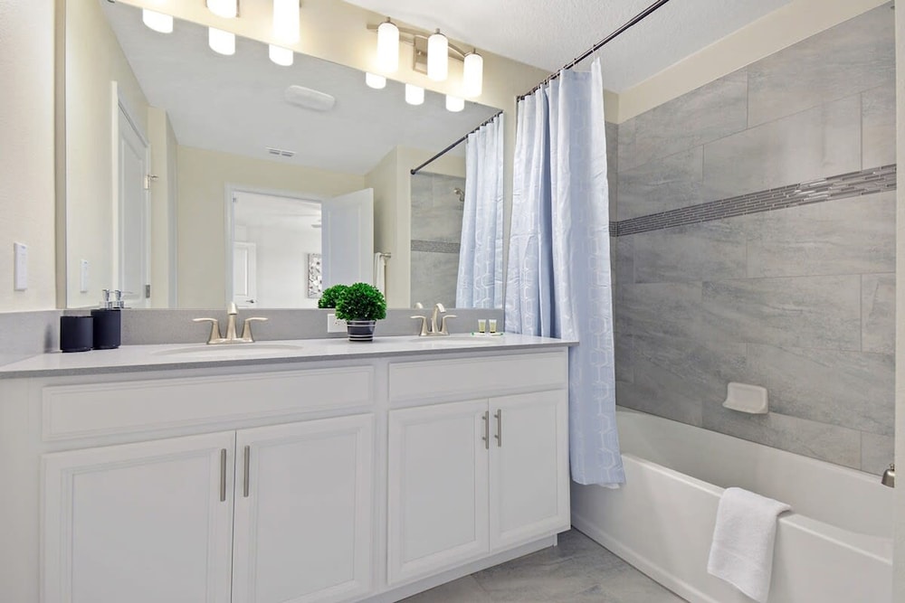 Family Friendly Four Bedrooms w Pool 4896 - photo 20