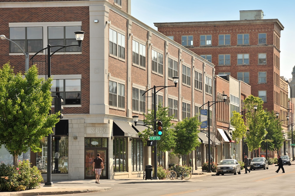 Embassy Suites Hotel Des Moines Downtown - photo 53