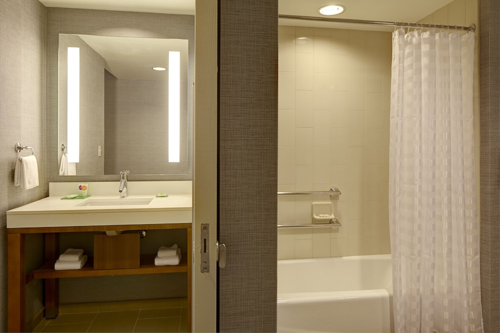 Hyatt Place Glendale Los Angeles - photo 19