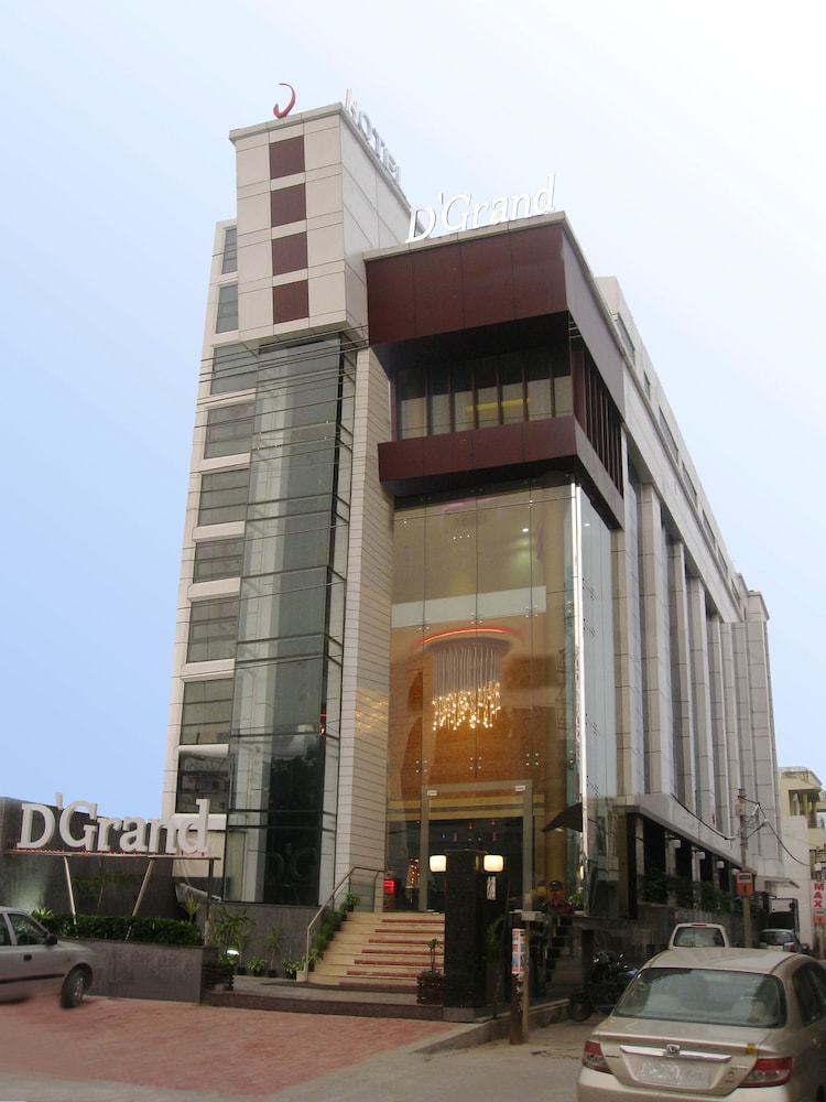 Hotel D Grand - carbon neutral hotel in Bareilly