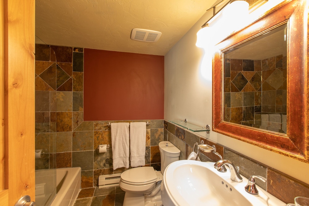 Nordic Inn - photo 43