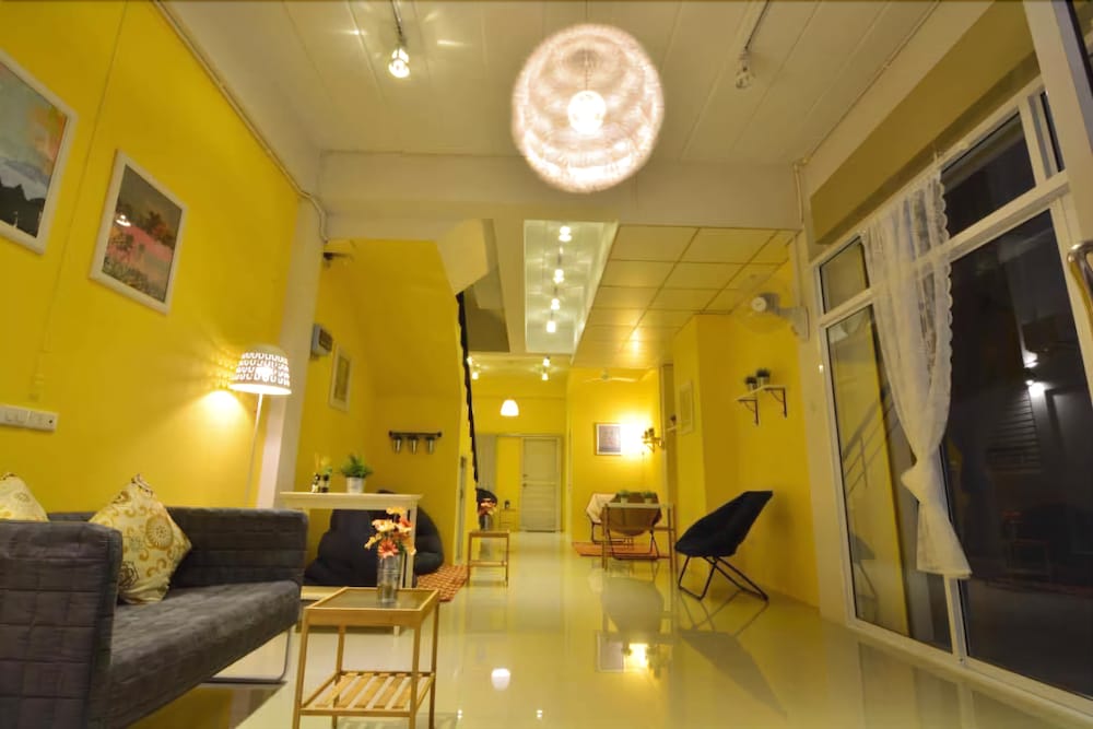 Day Ii Hotel in Chon Buri, Thailand