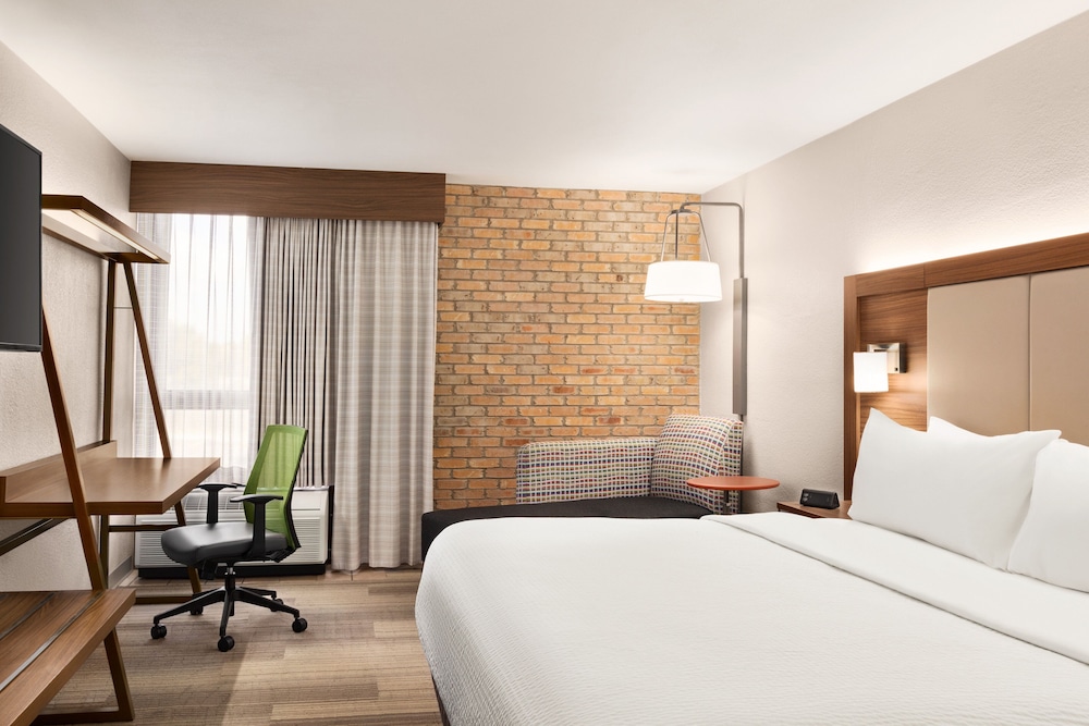 Holiday Inn Express San Antonio Airport by IHG - photo 6