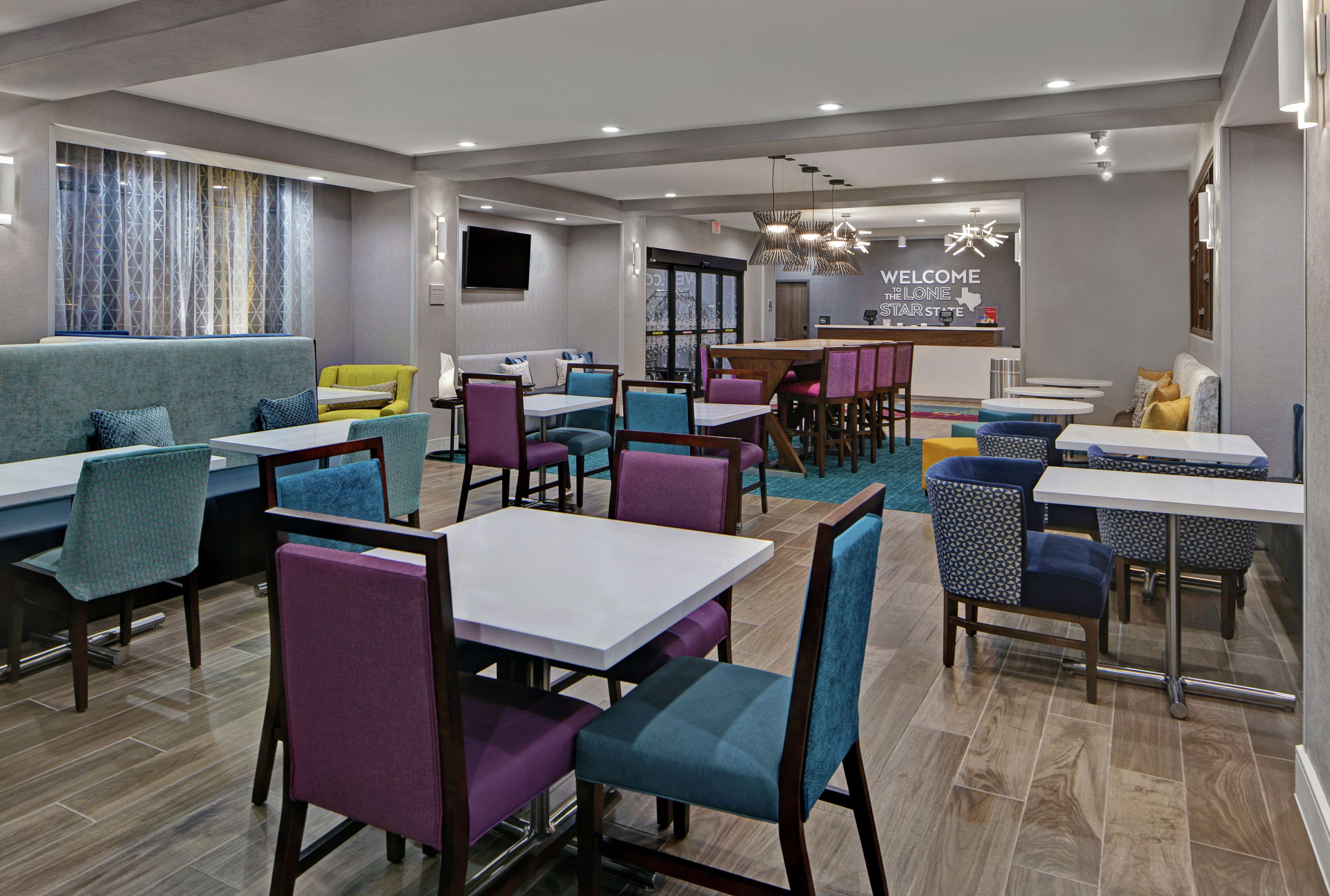 Hampton Inn Weslaco - photo 10