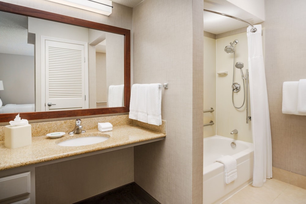 Residence Inn by Marriott Seattle Bellevue - photo 11