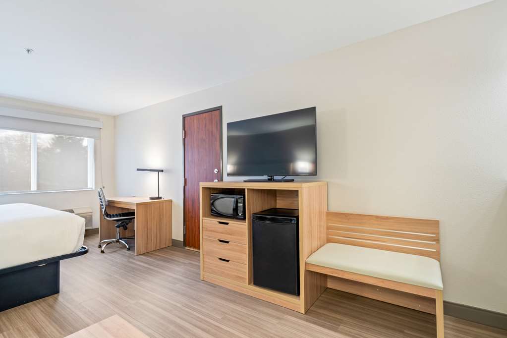 Best Western Lake Oswego Portland Hotel & Suites - photo 48