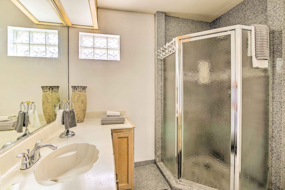 South Padre Island Getaway Newly Renovated — 4-Star Luxury Hotel in South Padre Island, United States