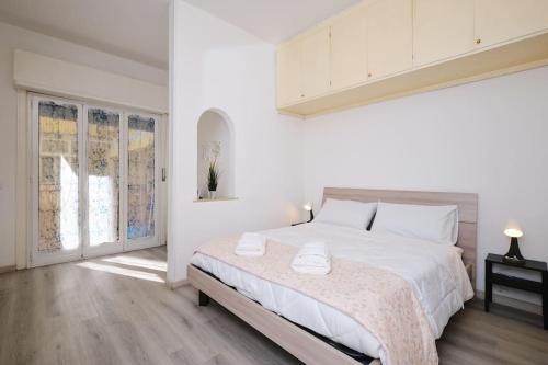 Tuscolana Blu Apartment Grazioso Monolocale — 4-Star Luxury Hotel in Rome, Italy