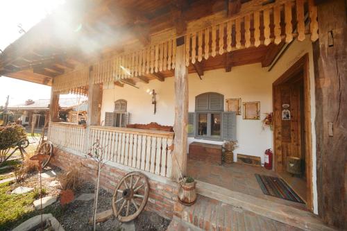 Slovenska Koliba 194 pet-friendly hotel Madaras