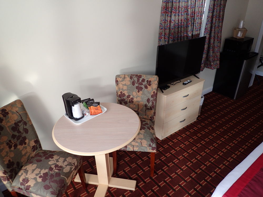 Economy Inn & Suites Gatlinburg - photo 22
