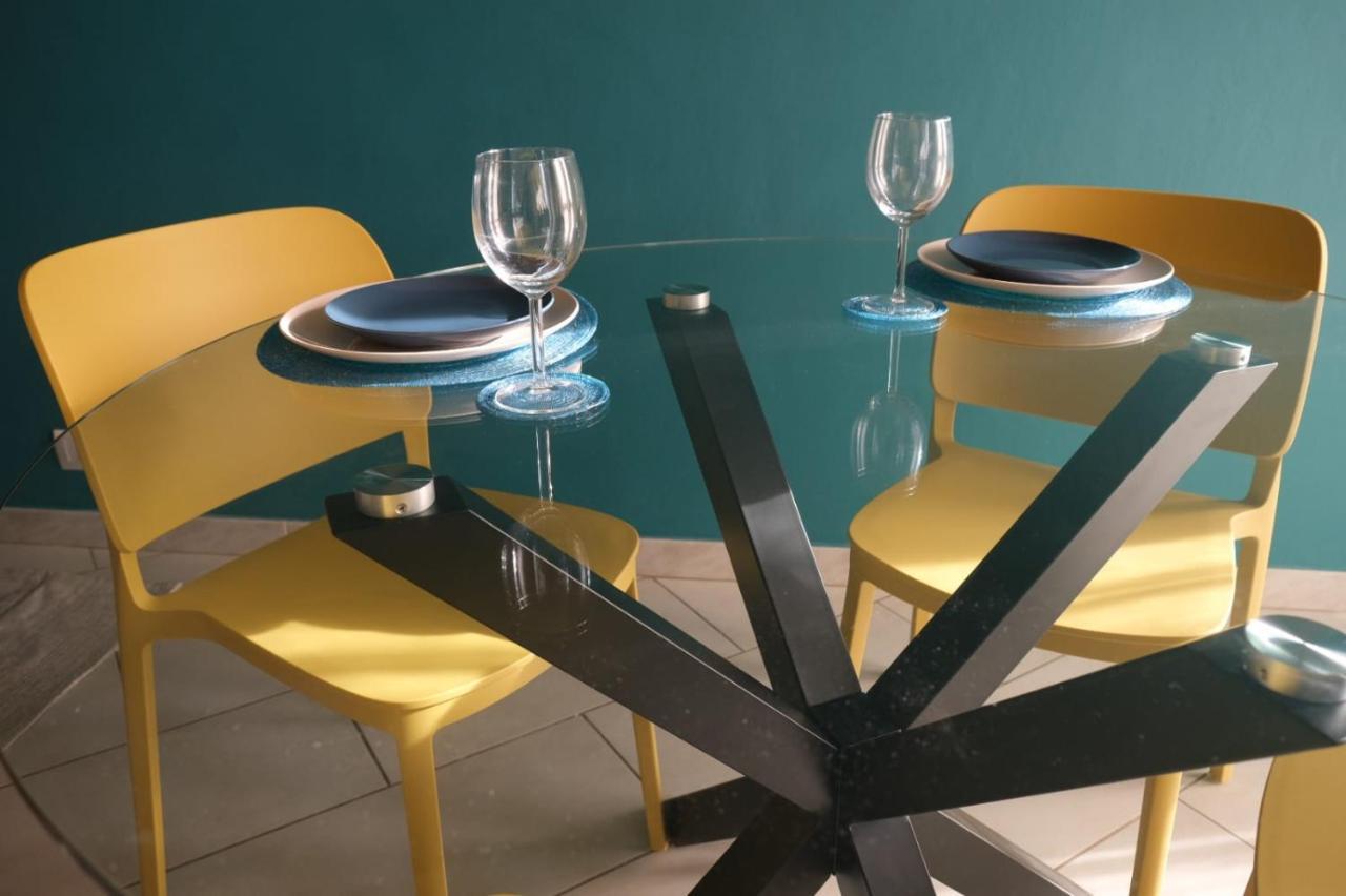 Hotel Riviera — Beed