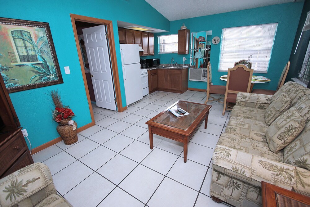 Whispers Resort By Affordable Beach Condos - photo 16