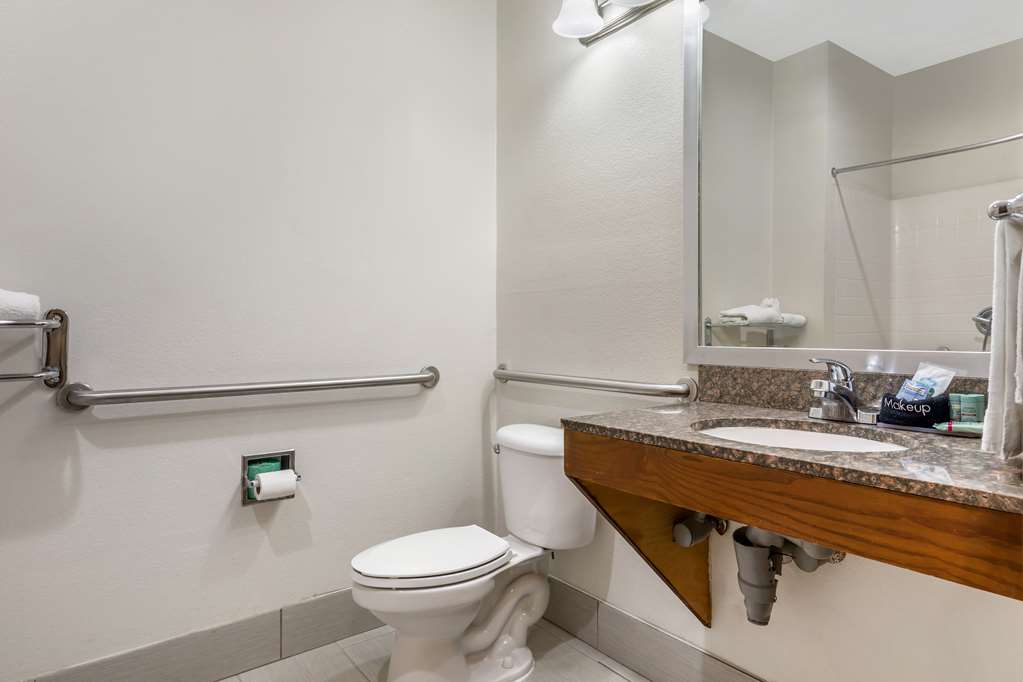 Best Western Club House Inn & Suites - photo 35
