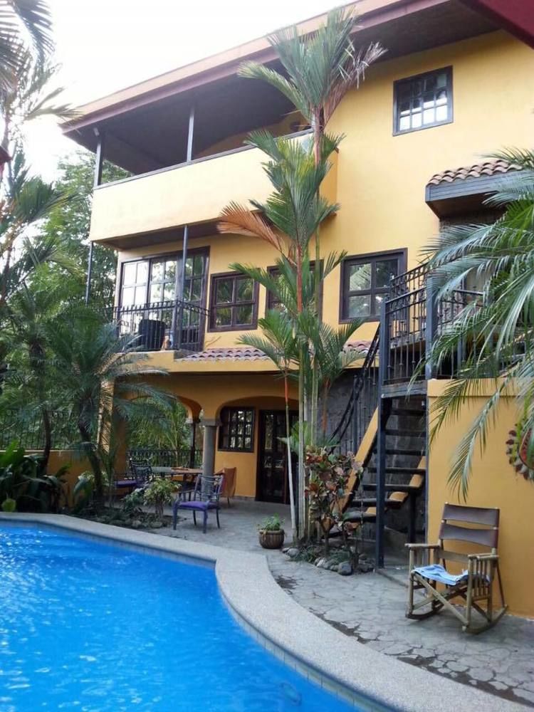 Reboot Resort - carbon neutral hotel in Jaco