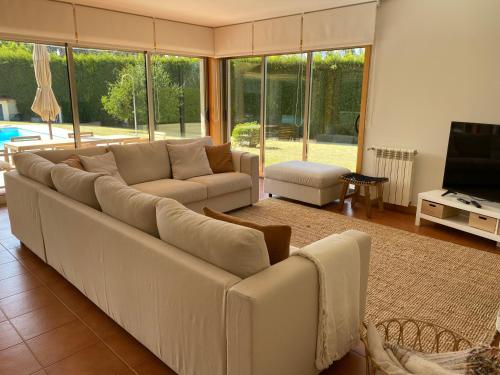 Casa do Lago Privacidade e Beleza Natural — 4-Star Luxury Hotel in Esposende, Portugal