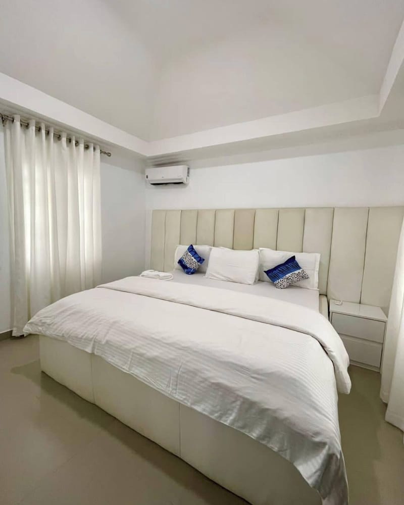 House 114 Apartment — 4-Star Luxury Hotel in Abuja, Nigeria