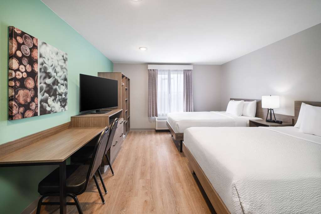 ECHO Suites Richmond West Extended Stay by Wyndham - photo 21