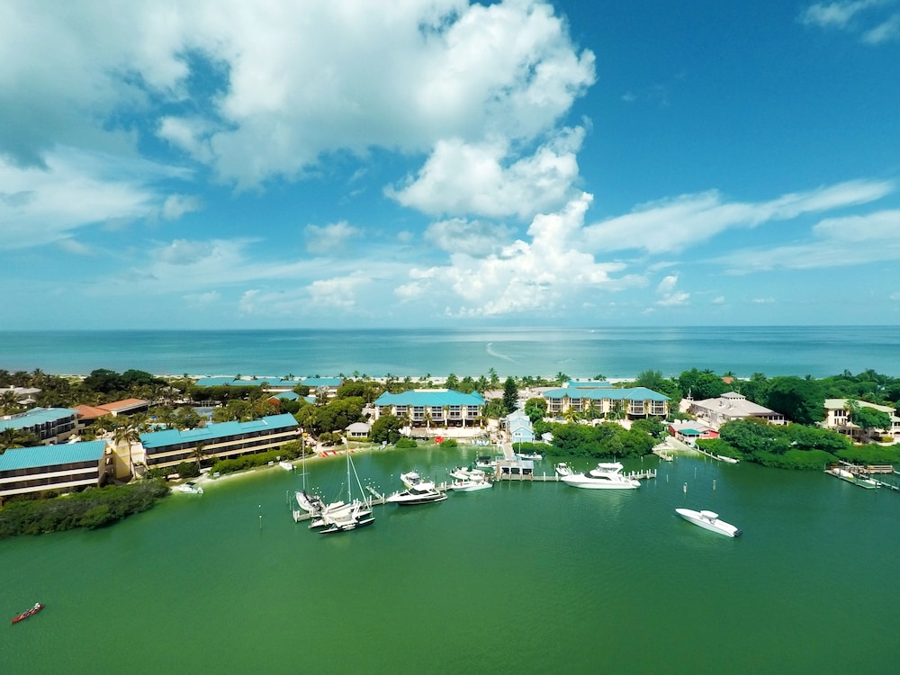 Tween Waters Island Resort & Spa - featured photo