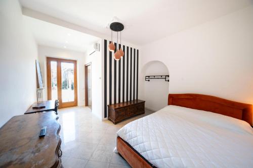 Five Elements Apartments Nature and Relax near Lake Garda — 4-Star Luxury Hotel in Peschiera Del Garda, Italy