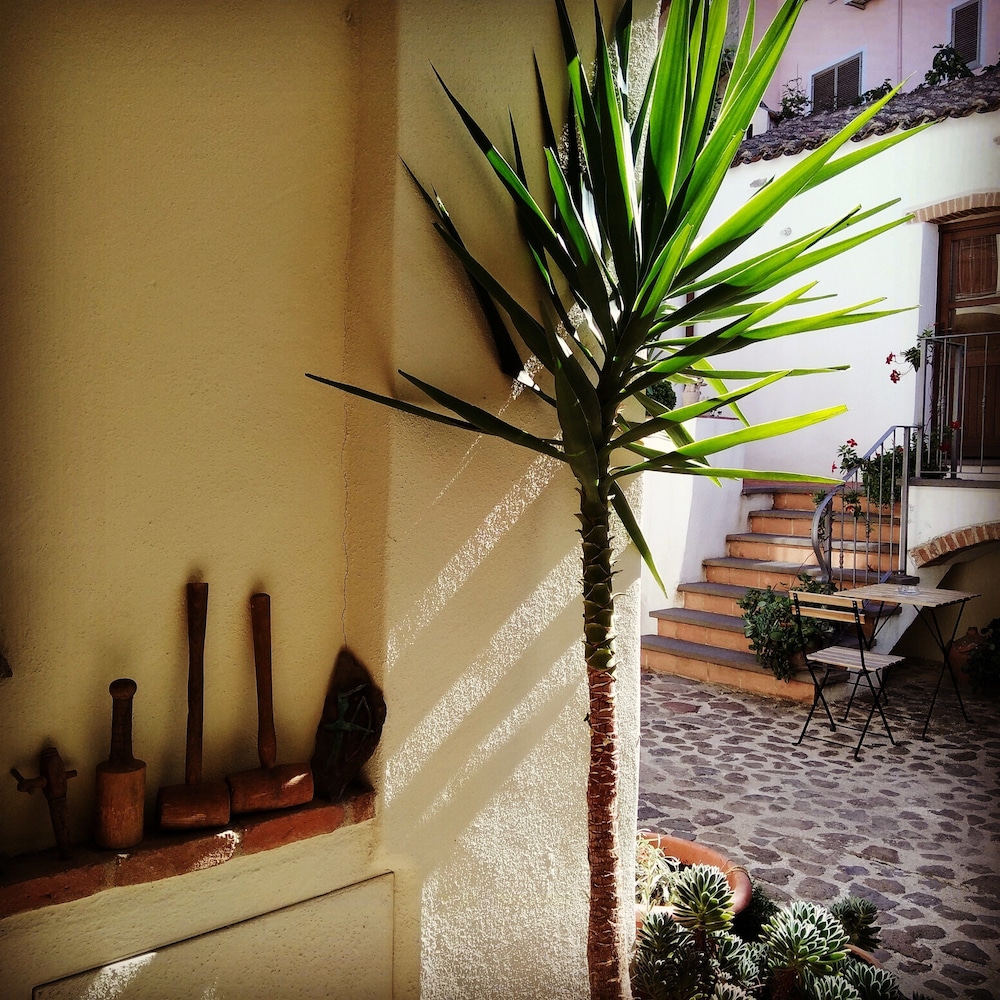 Antico Borgo — hotel in Galtelli