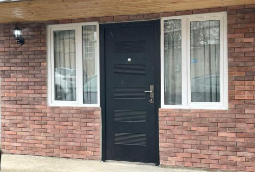 Twin's Twin Apartments