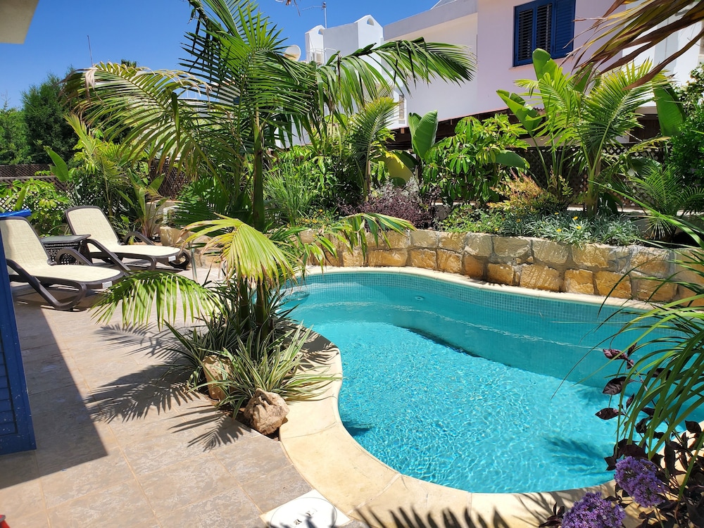 Charming 3 bed Villa in Protaras With Heated Pool