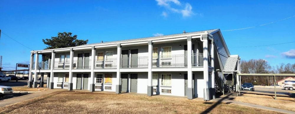 Jacksonville Inn By OYO near Little Rock Air Force Base - featured photo