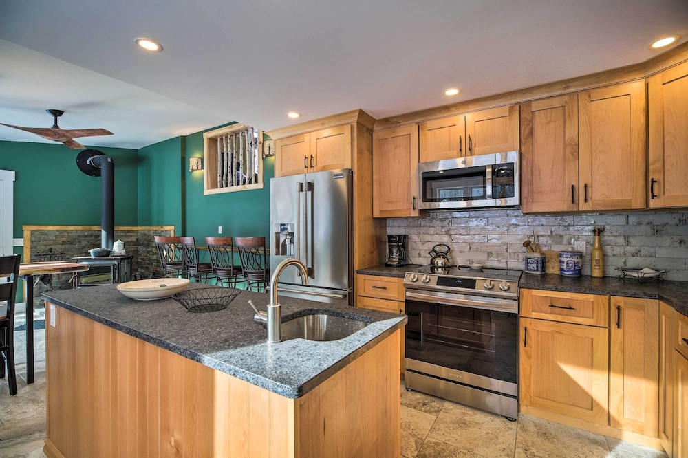 Cozy Home with Sauna Mins to Stowe Mountain Resort - photo 9