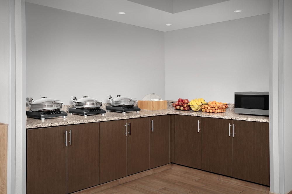 Towneplace Suites by Marriott Franklin Cool Springs - photo 29