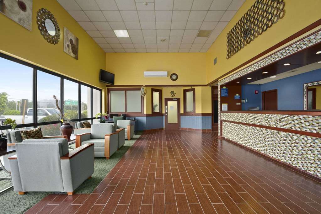 Days Inn by Wyndham Fayetteville South I 95 Exit 49 - photo 3