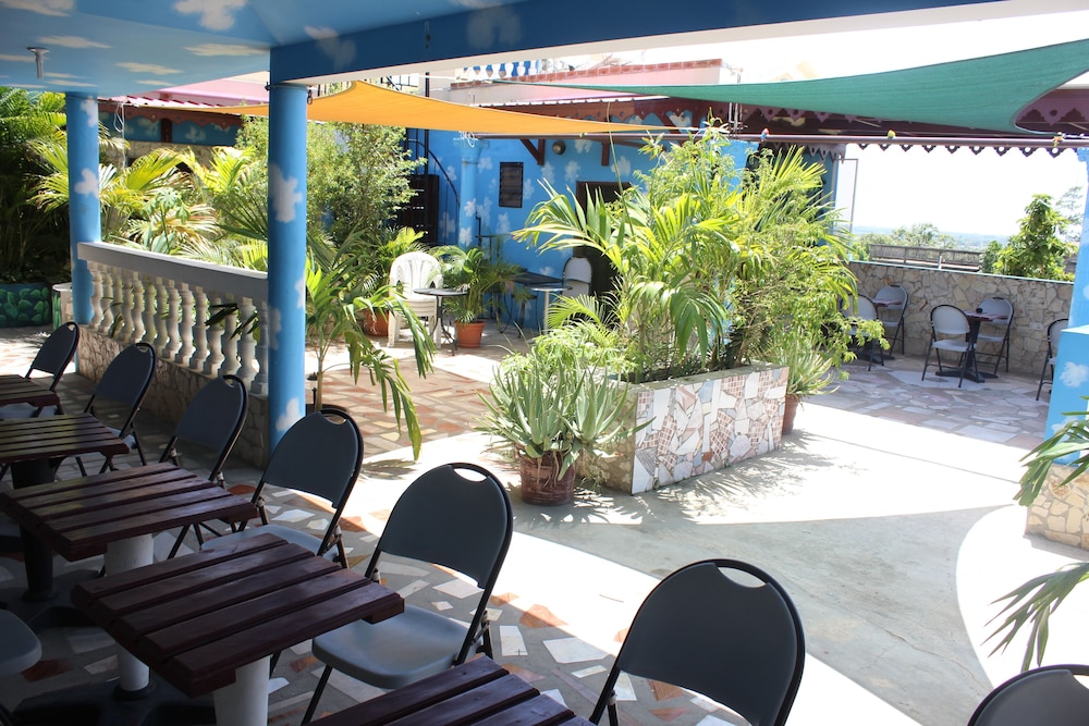 Metro Residences Hotel in Okap, Haiti