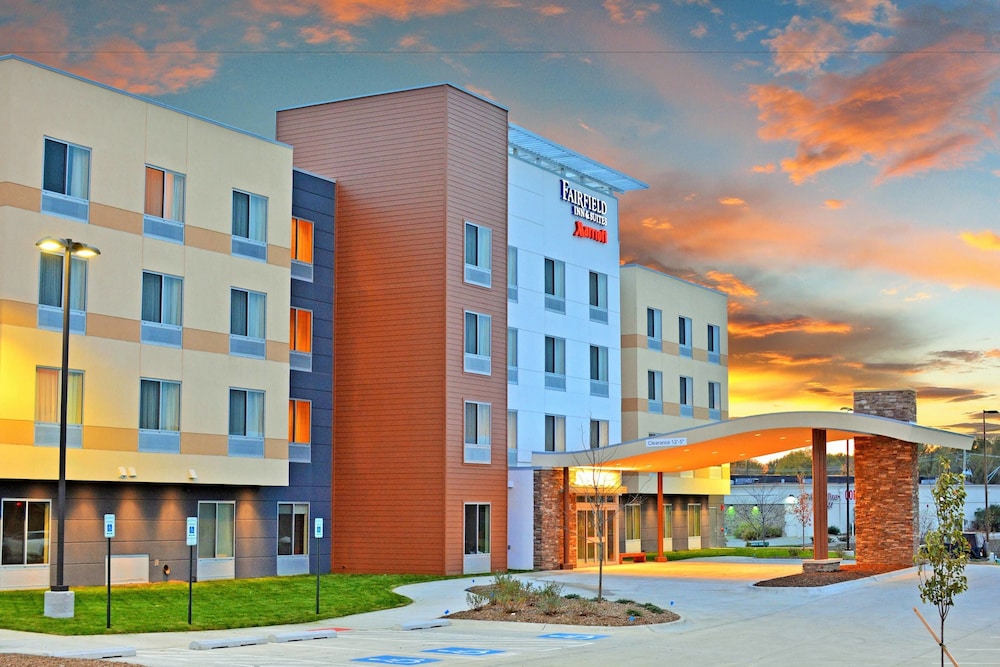 Fairfield Inn Suites Omaha Northwest — Omaha