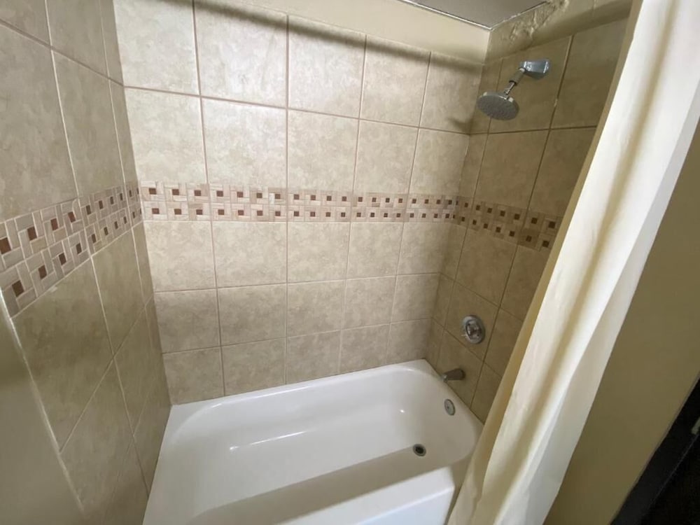 Super 8 by Wyndham Battleboro Rocky Mount - photo 15