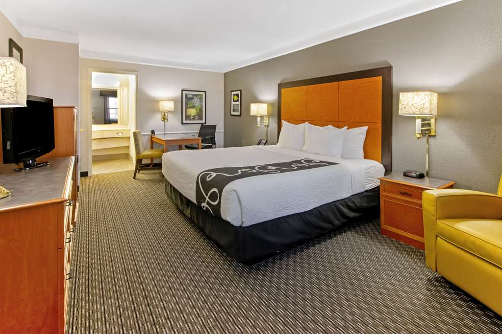 La Quinta Inn by Wyndham Santa Fe - featured photo