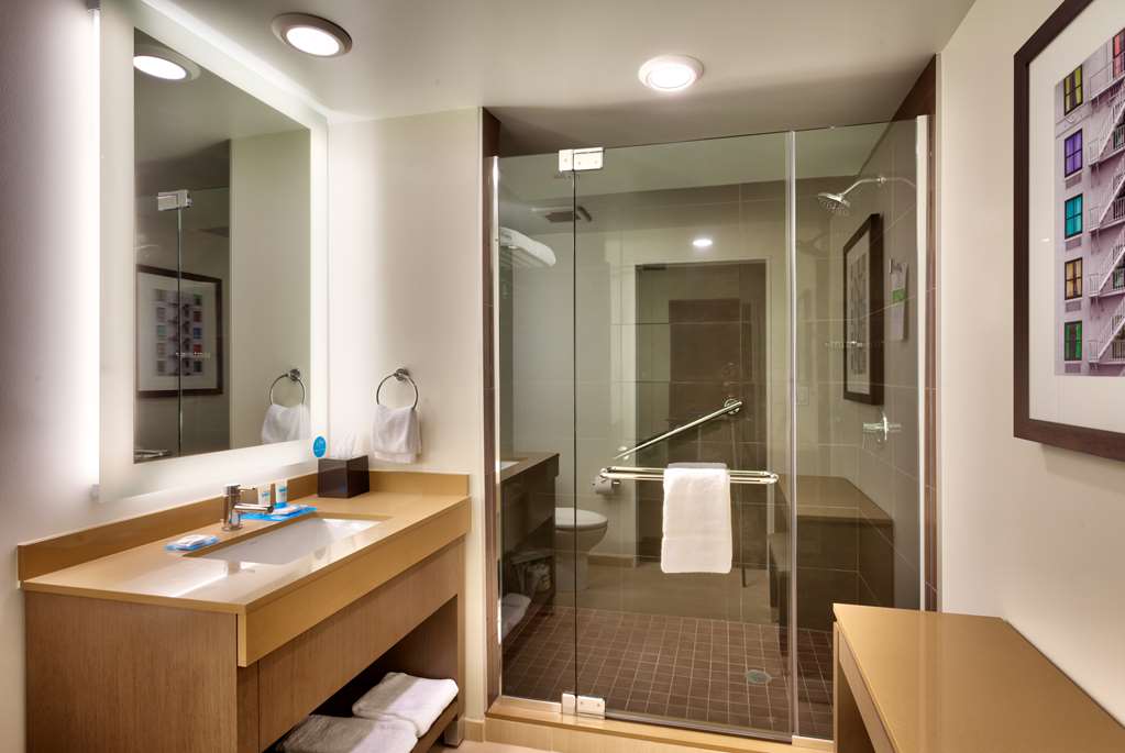 Hyatt House Portland Downtown - photo 17