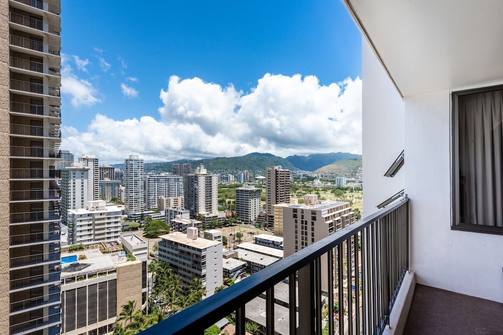 Waikiki Banyan High Level Condo with Private Lanai by Koko Resort Vacation Rentals - photo 107