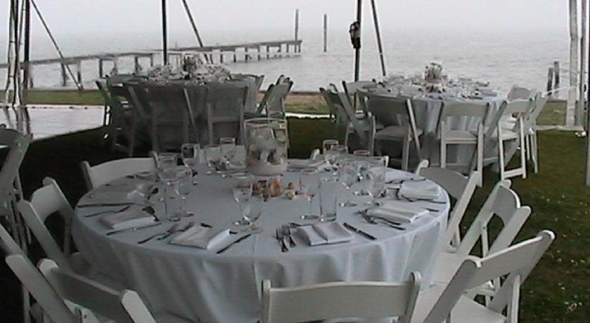 The Inn Spot - photo 15