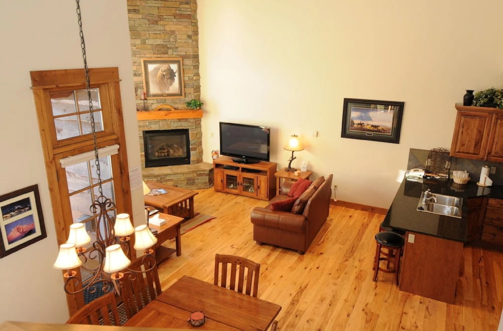 Vacation Rentals at Big Sky Resort - photo 25