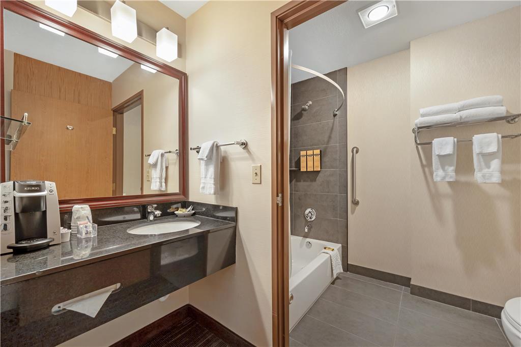 Best Western Plus City Center - photo 38