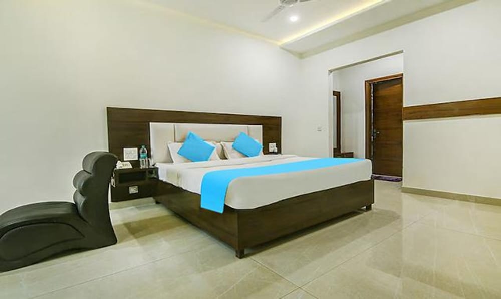 Fabhotel Aditya And Kings in Panchkula, India