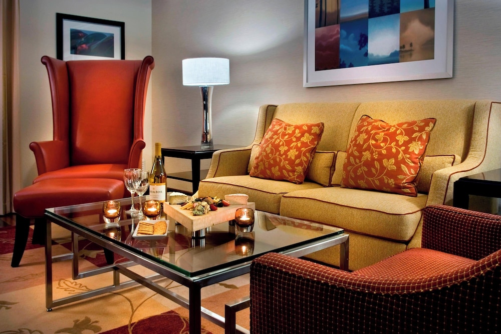 Trumbull Marriott Shelton - photo 15