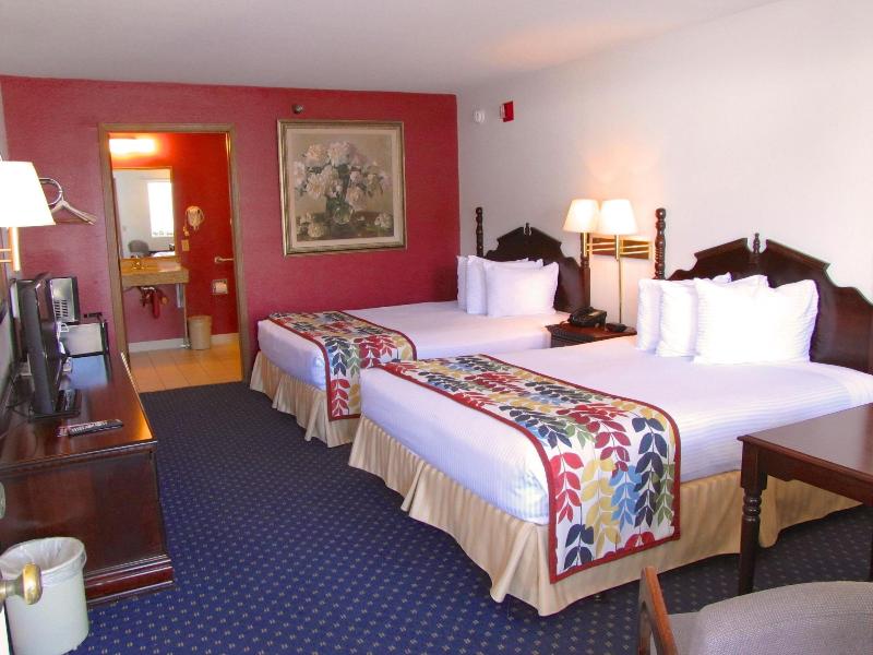 Dutton Inn - photo 40