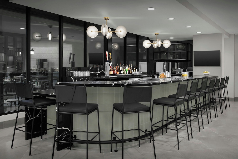 Fairfield by Marriott Inn & Suites Paris - photo 28