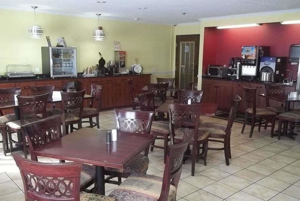 Baymont by Wyndham Delaware - photo 23