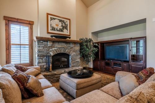 Lodges 1112 3 Bed townhome with Loft in Mammoth Lakes, United States