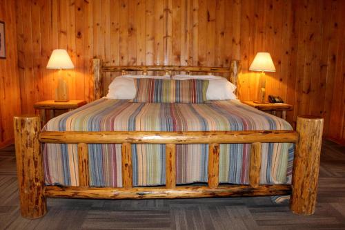 Boulder Inn - photo 8