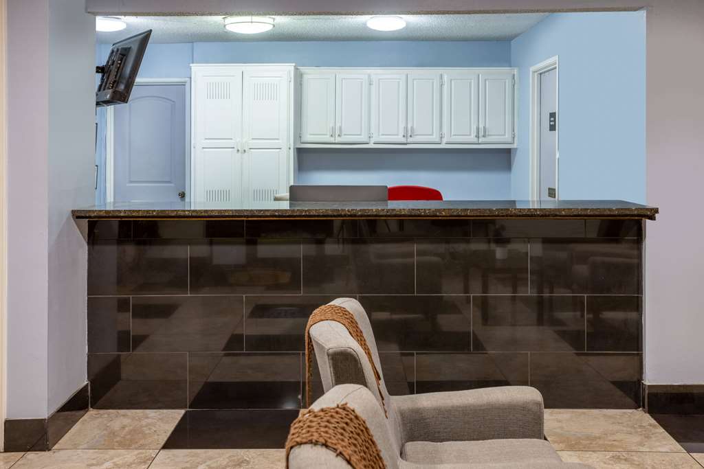 Super 8 by Wyndham Villa Rica - featured photo