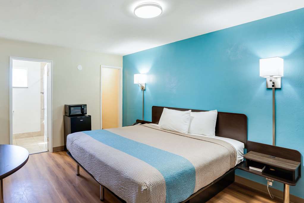 Motel 6 Odessa TX 2nd Street - photo 10