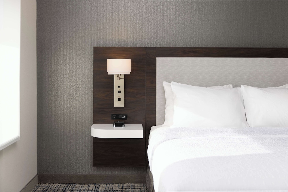 Hampton Inn & Suites Manteca - photo 15